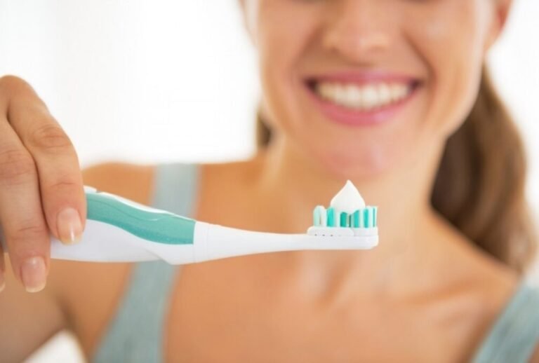 7 Essential Tips for Maintaining Perfect Oral Health