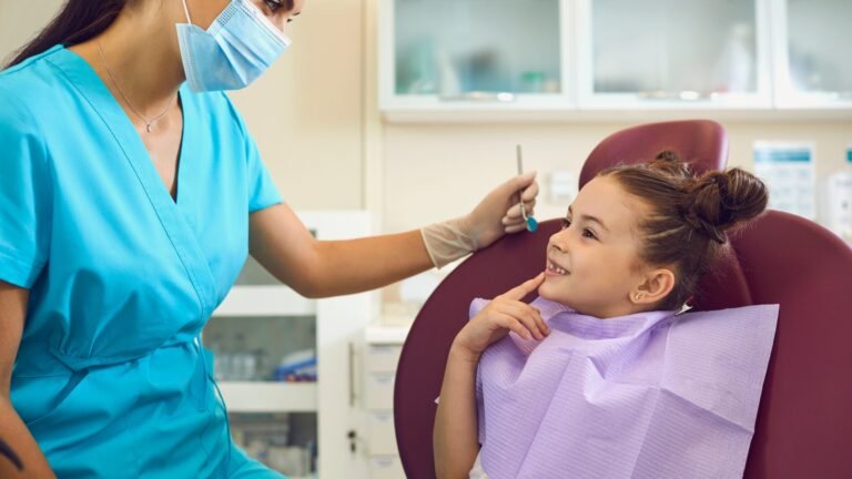Space maintainers for Kids : Benefits and Procedure