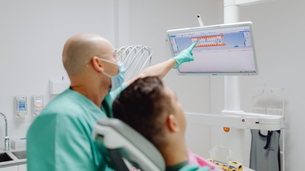 Understanding apicoectomy treatment : Procedure and Benefits